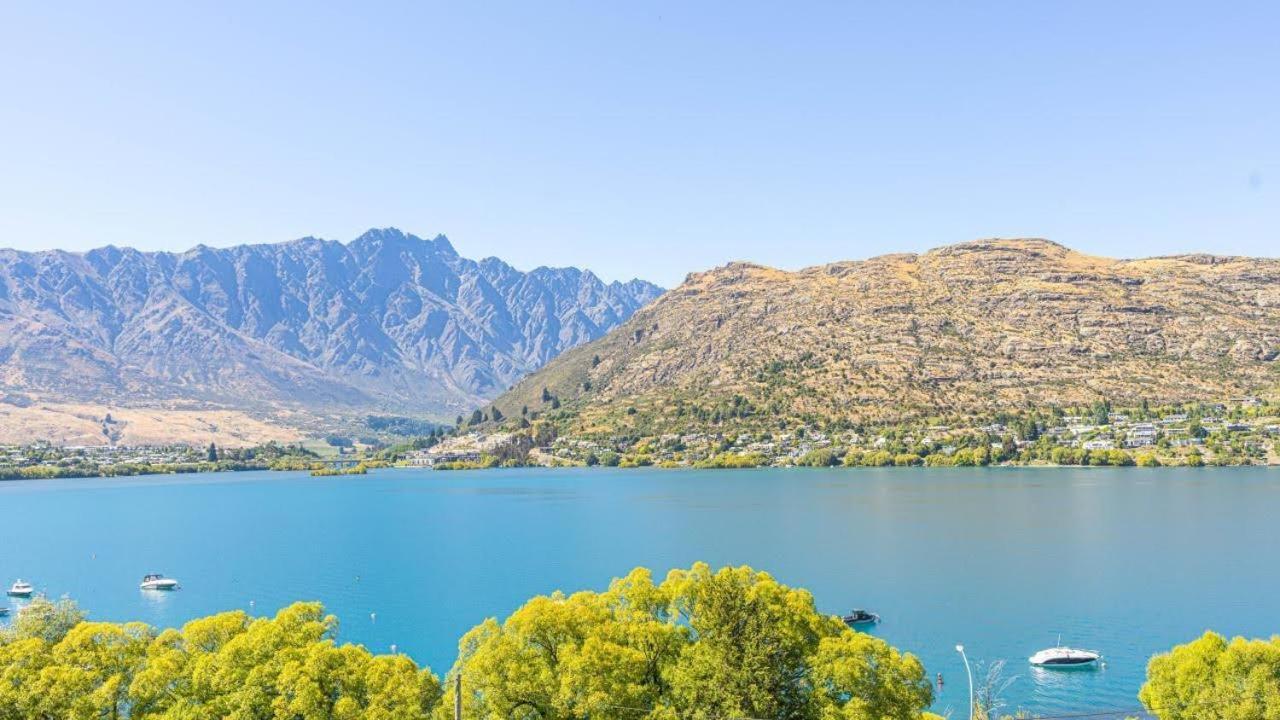 Picture Perfect - Queenstown Holiday Home エクステリア 写真